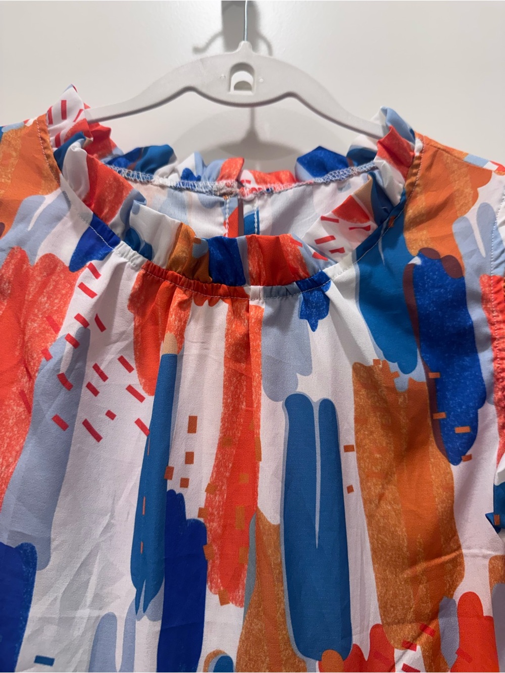 Abstract Brushstroke Ruffle Sleeve Blouse - Multicolor - Picture 4 of 6